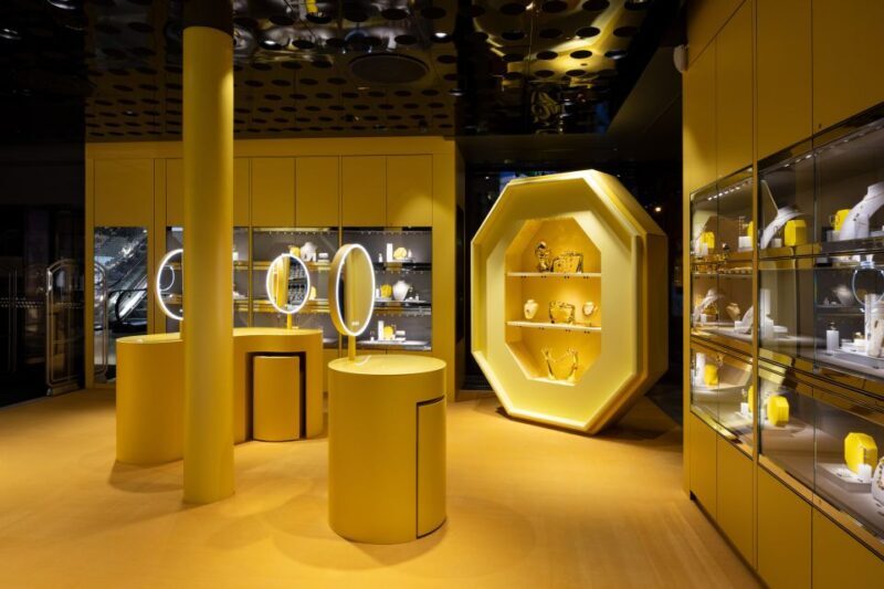 Vienna: Swarovski House Tour with Champagne & Gift - Key Points