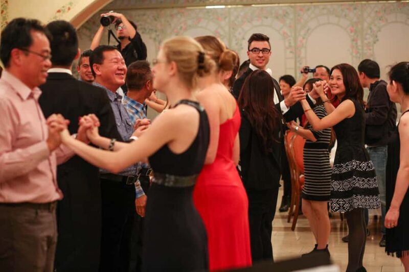 Vienna: Viennese Waltz Workshop for Couples - FAQ