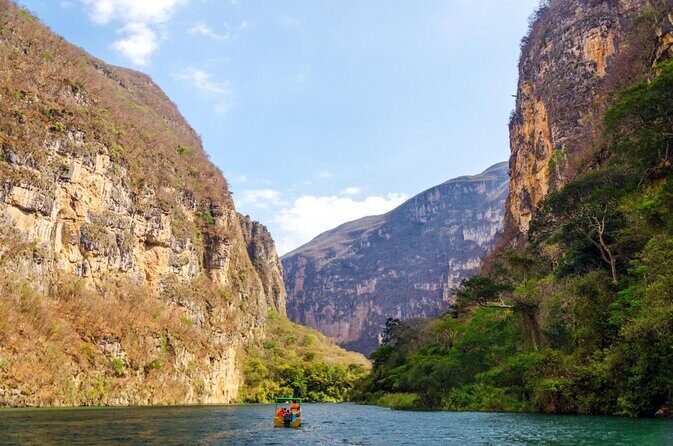 Viewpoints and Cruise to Sumidero Canyon from Tuxtla Gutiérrez - Exploring Sumidero Canyon and Chiapa de Corzo: A Genuine Look at the Tour