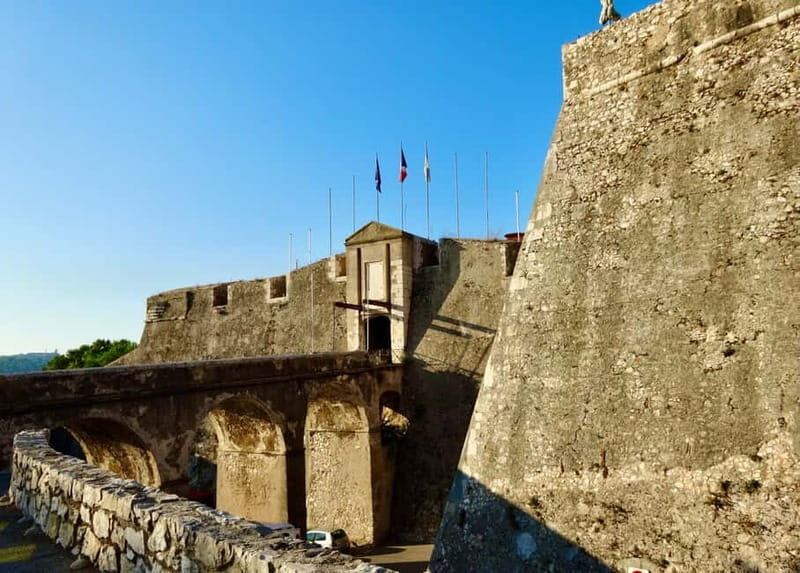 Villefranche Walking: Citadel, Old Town & Royal Port - The Experience in Action