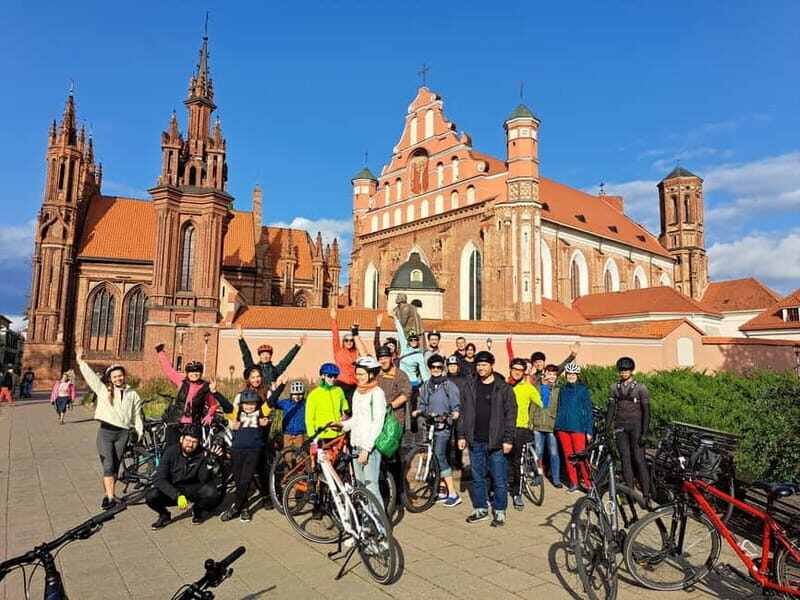 Vilnius: City Bike Tour of Vilnius Highlights - The Itinerary in Detail