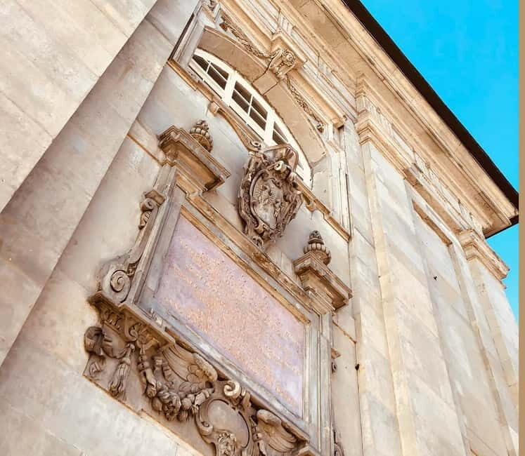 Vilnius: Customized walking day/night tours around Vilnius - Is This Tour Right for You?