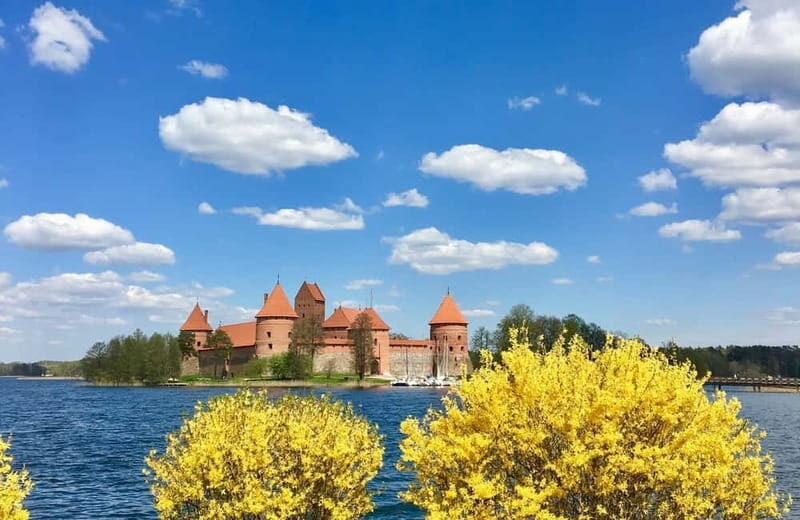 Vilnius: Half-Day Sightseeing Tour to Trakai - Key Points