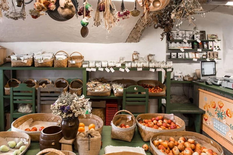 Vilnius Old Town walking tour with snacks - Final Thoughts