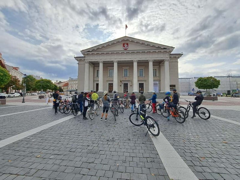 Vilnius: Private City Bike Tour of Vilnius Highlights - Why Consider the Vilnius Private Bike Tour?