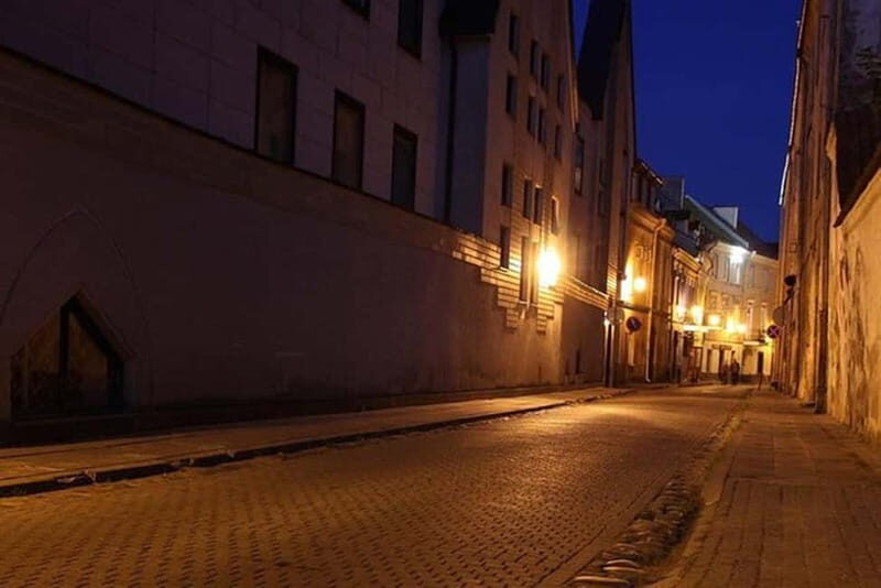 Vilnius: Private Ghostly Tales Walking Tour - Analyzing the Experience