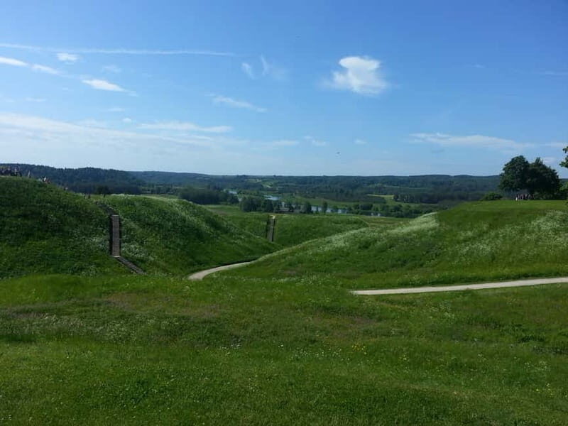 Vilnius: Private Paneriai Park, Trakai Castle, Kernav Tour - Key Points