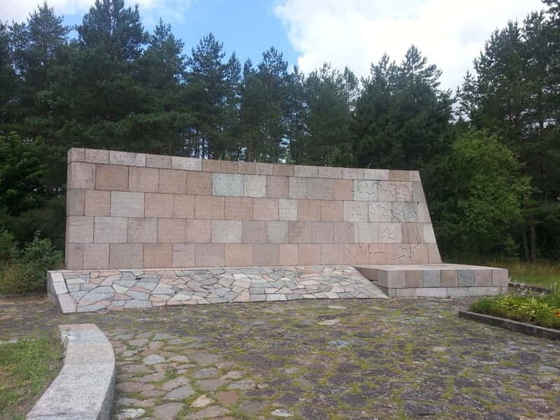 Vilnius: Private Paneriai Park, Trakai Castle, Kernav Tour - Cost and Value