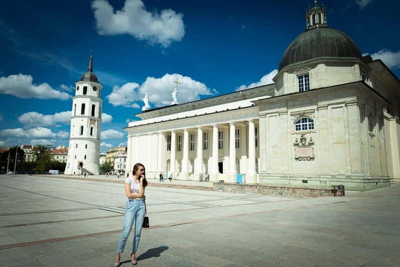 Vilnius Private Photoshoot Tour - What Is the Vilnius Private Photoshoot Tour?