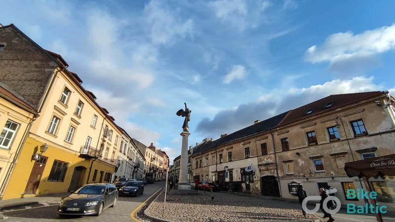 Vilnius: Walking Tour with a Local Guide - Small groups - Exploring Vilnius in Two Hours: What You Can Expect