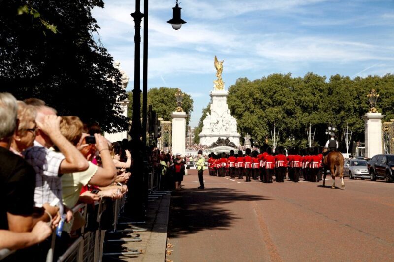 Vintage Double Decker Bus Tour & Thames River Cruise - Who Is This Tour Best For?