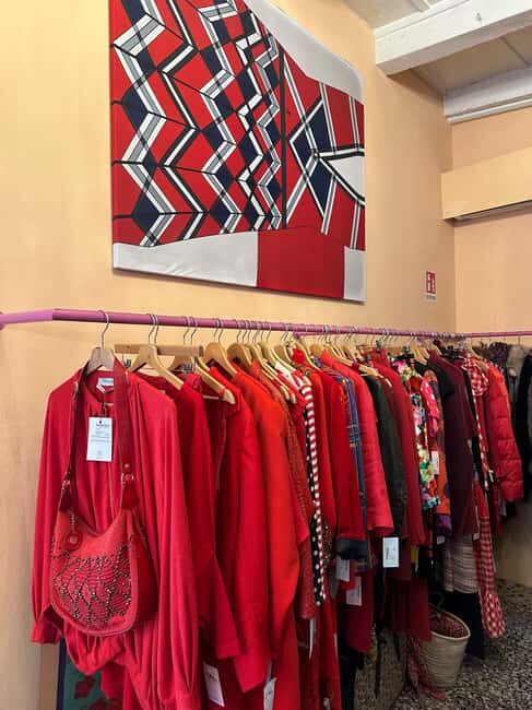 Vintage Shopping Tour with Breakfast - Practical Considerations