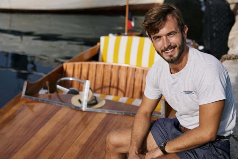 Vintage sunset boat tour of Marseille for couples (2h) - FAQ