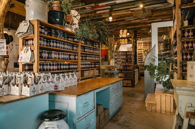 VIP Agritourism Tour of Île d'Orléans & Montmorency Fall (Lunch) - The Sum Up