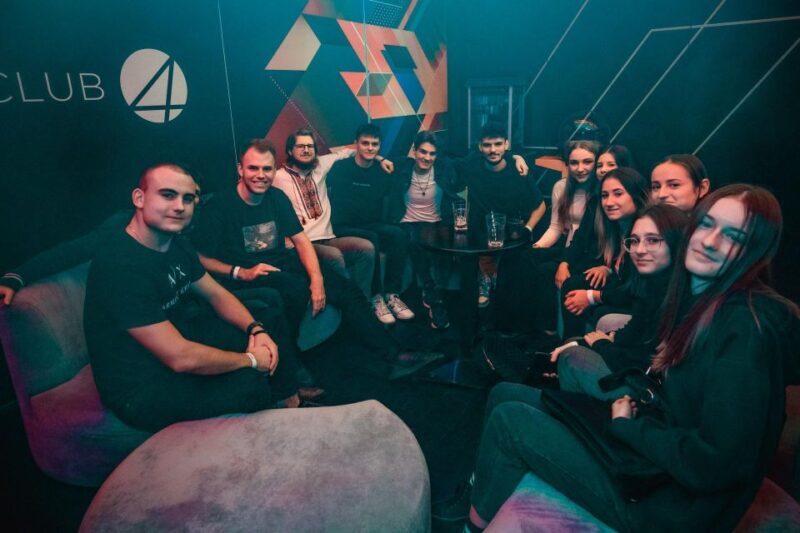 VIP Club Entry and Booth Booking - Who Would Enjoy This Experience?