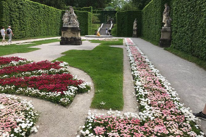 VIP Day Trip Neuschwanstein and Linderhof Castle from Munich - Food and Refreshments