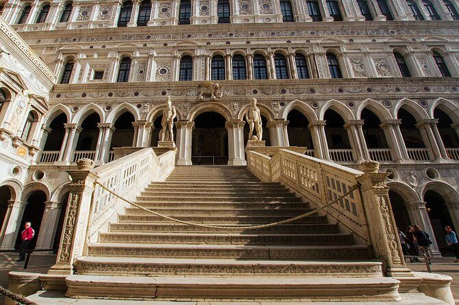 VIP Doge's Palace Secret Passages & Casanova Prison Tour - Practical Considerations and Tips