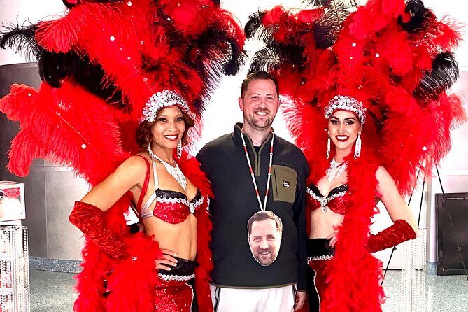 VIP Las Vegas Airport Showgirl Meet & Greet Experience - What to Expect During the Experience