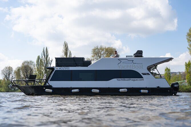 VIP Prague YachtBoat ONE Experience: All-You-Can-Drink - What Makes This Cruise Stand Out?