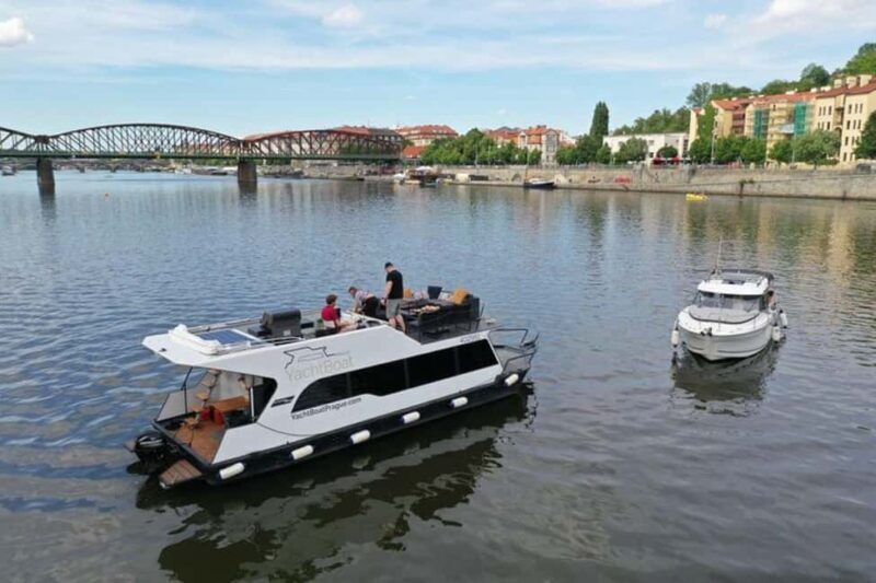 VIP Prague YachtBoat ONE Experience: All-You-Can-Drink - An In-Depth Look at the VIP Prague YachtBoat ONE Experience