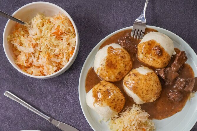 VIP Private Food Prague Tour by car: Food, drinks and boat - FAQs