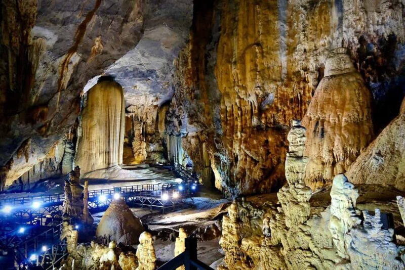 Vip Tour Phong Nha: Paradise Cave & Dark Cave Private Tour - Ending the Day: Drop-offs