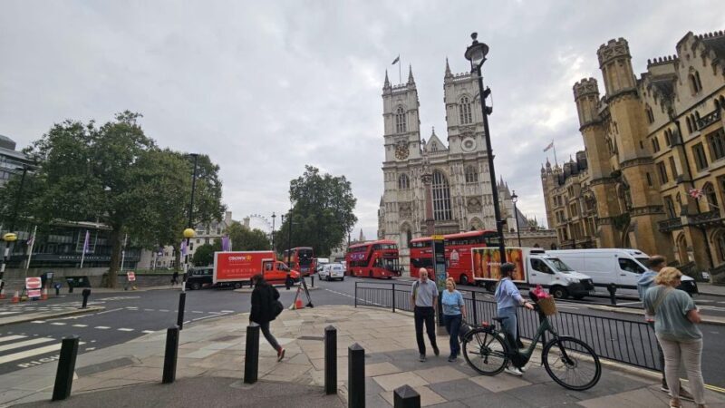 VIP Westminster Abbey & Upper Gallery and Buckingham Palace - The Experience Breakdown