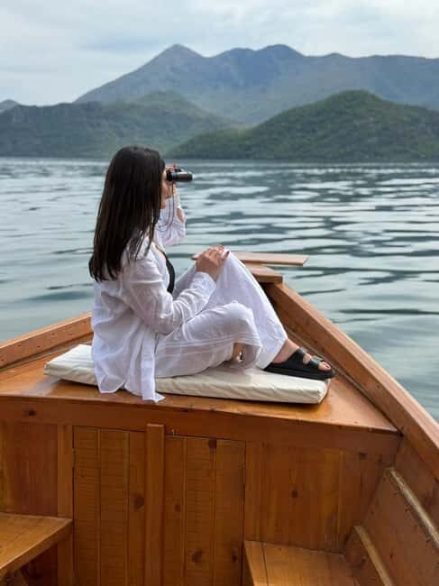 VirpazarSkadar Lake: 2h cruise on a traditional wooden boat - A Closer Look at the Skadar Lake Cruise Experience