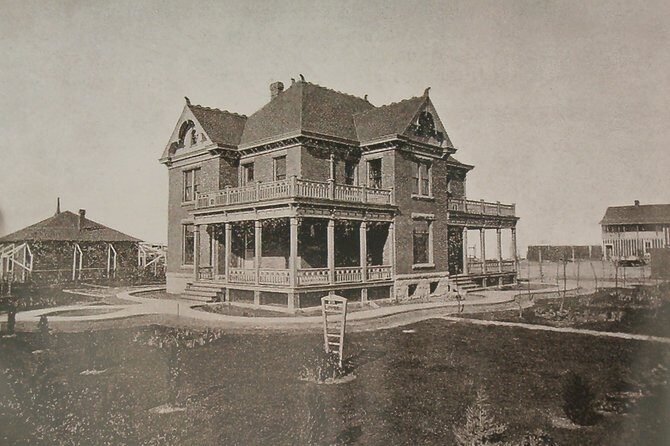 Virtual History, Legends and Lore Old Town Stroll of Albuquerque - Who Will Love This Tour?