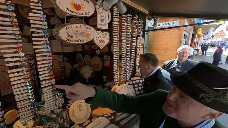 Virtual Tour 360 Video Octoberfest Munich with Wolfgang - Who Would Love This Tour?