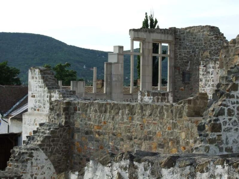 Visegrád Hike & Castle Tour with Ferry from Budapest - Key Points