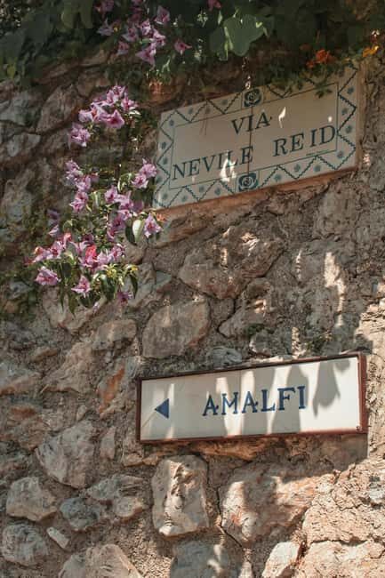 Visit Amalfi, take a guided tour of the Paper Museum, and enjoy the Handmade Paper Experience - Key Points