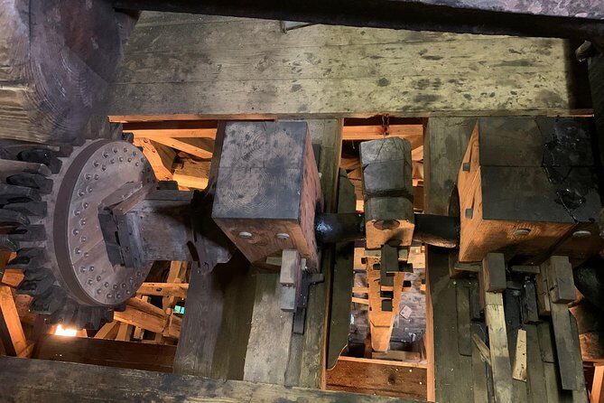 Visit Amsterdam Countryside with windmills by bike - Discovering the Dutch Countryside on Two Wheels