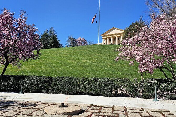 Visit Arlington National Cemetery with one of DC's best guides! - The Experience in Detail: What to Expect