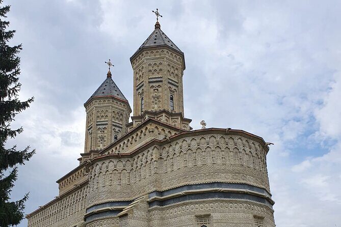 Visit Bucharest in just 2 hours with a Private Driver / Private Guide - Who Should Consider This Tour?