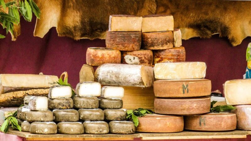 Visit family farm and enjoy cheese degustation - Key Points