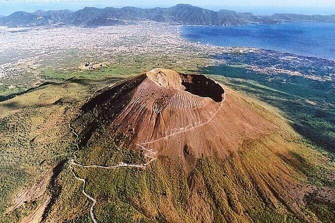 Visit Mt Vesuvius & Pompeii skip the line tickets from naples - Key Points