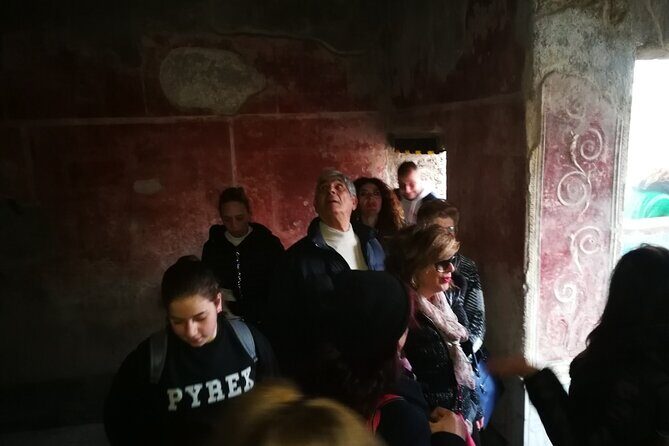 Visit Pompeii with an expert professional guide (2/3 hours) - FAQs