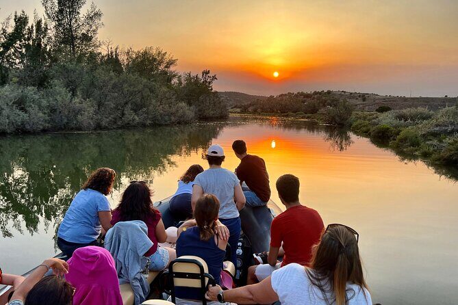 Visit Silves Medieval Town by Boat with Hop-Off Hop-On - The Boat Journey and Its Atmosphere