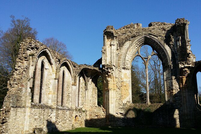 Visit Stonehenge and Salisbury from Southampton - The Itinerary in Detail