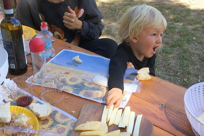 Visit to the Cinta Senese farm in Montepulciano - Exploring the Experience in Detail