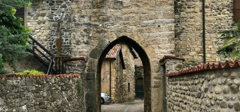 Visit to the medieval village of Trebecco Castle and the Church of St. Fermo - What to Expect from the Tour