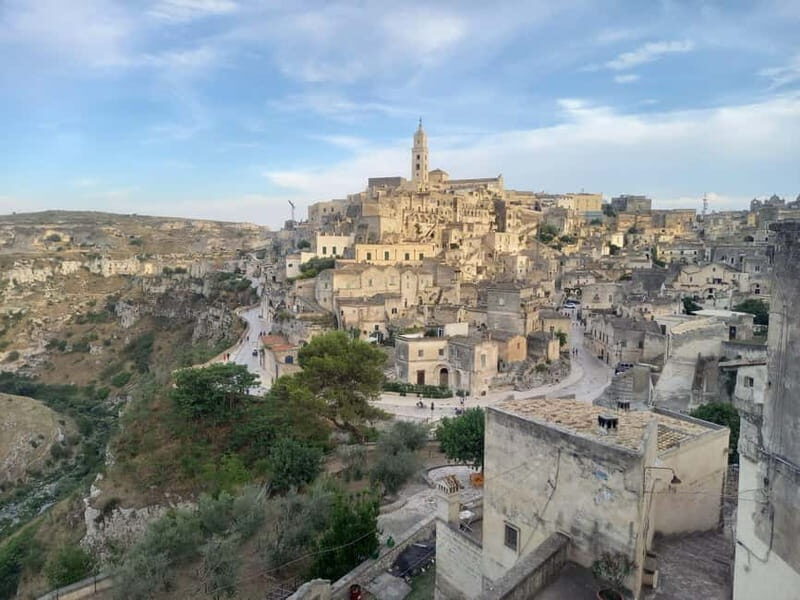Visita ai Sassi di Matera in Italiano. CASA E CHIESA INCLUSE - An In-Depth Look at the Tour’s Highlights