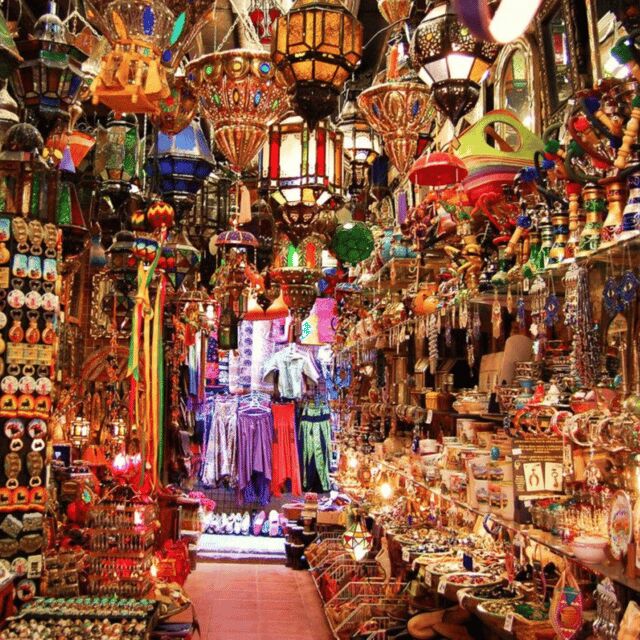 Visita guiada Catedral y Capilla Real y su entorno - FAQ