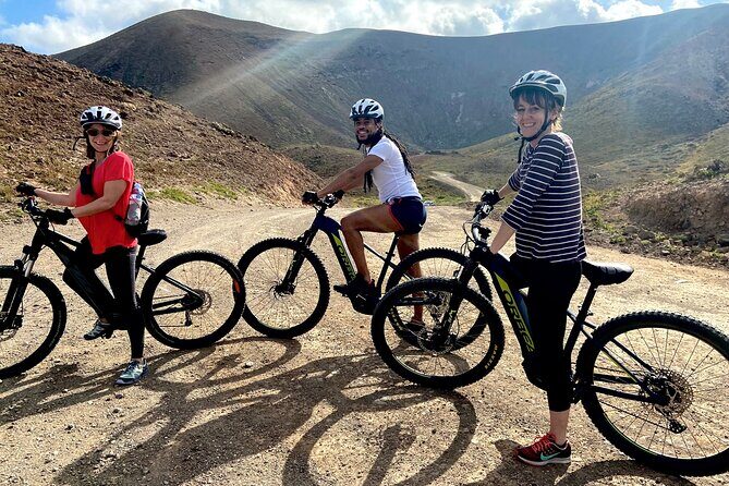 Volcanic Discovery PREMIUM eBike Tour; easy level: 35 km - Who Should Consider This Tour?