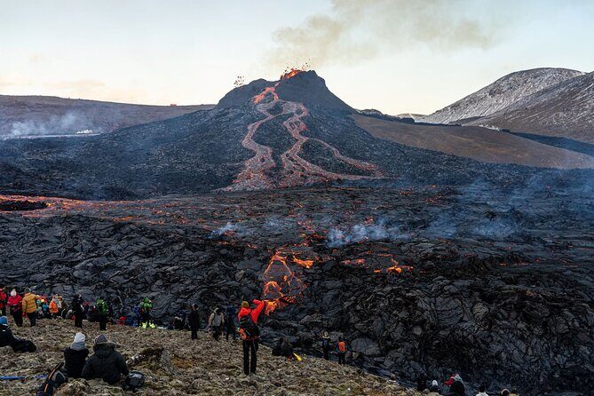 Volcano Hike and Grindavík Visit from Reykjavik - Additional Features and Comforts