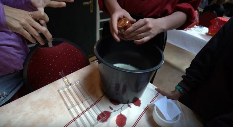 Volendam: 2.5-Hour Cheesemaking Workshop & Clog Making Tour - FAQs About the Cheese and Clog Tour