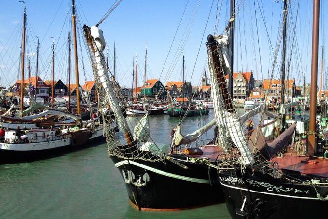 Volendam & Marken Private Tour in luxury Jaguar S Type 1/2 day - Who Should Consider This Tour?