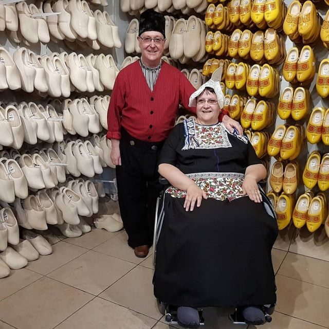 Volendam: Traditional Costume Photo with Cheese & Clog Tour - Who Will Love This Tour?