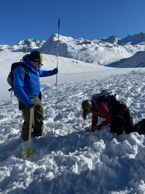 Vorarlberg: Avalanche course including emergency equipment - Who Should Consider This?